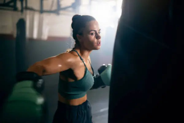 Sports de combat et entraînement de puissance explosive : comment les combiner efficacement ?