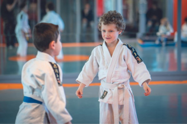 Vechtsport voor kinderen: hoe start je veilig?