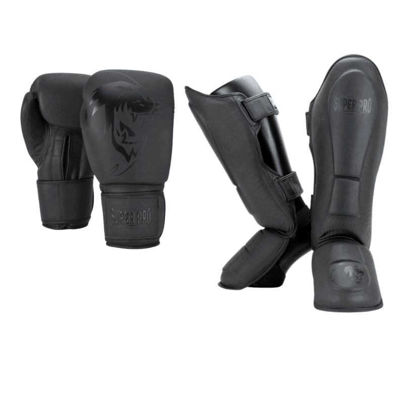 Complete grijze Super Pro Legend boks set met handschoenen en scheenbeschermers voor optimale bescherming en stijl tijdens training