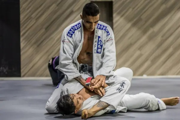 Brazilian Jiu-Jitsu druk en dominantie vanuit side control