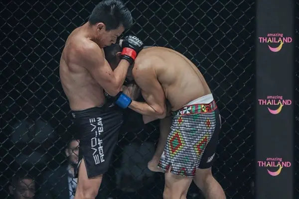 How much control do you really have in the clinch? Test it with these micro-adjustments