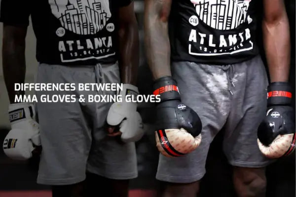 **Titel:** MMA- vs bokshandschoenen  **Alt-tekst:** Twee sporters tonen het verschil tussen MMA- en bokshandschoenen tijdens training.