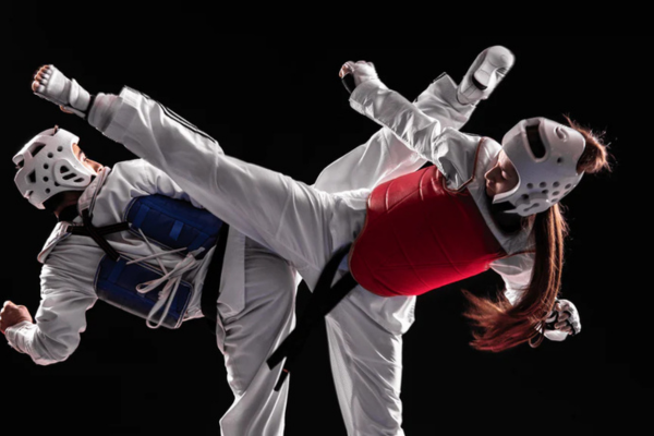 Karate vs. Taekwondo: Ontdek de verschillen en unieke voordelen