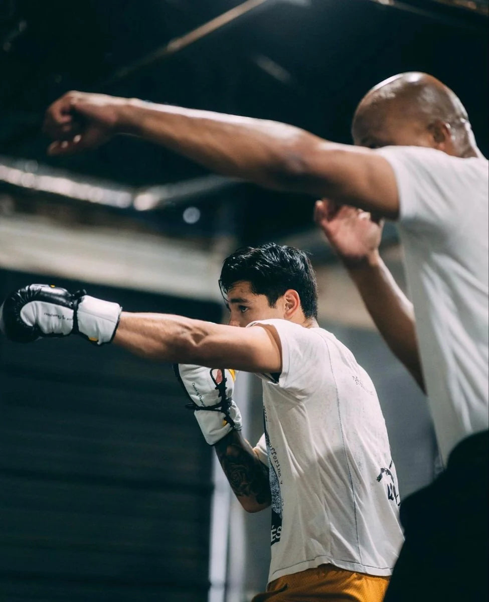 MMA et stratégie : Comment les combattants adaptent leur plan de match à chaque adversaire
