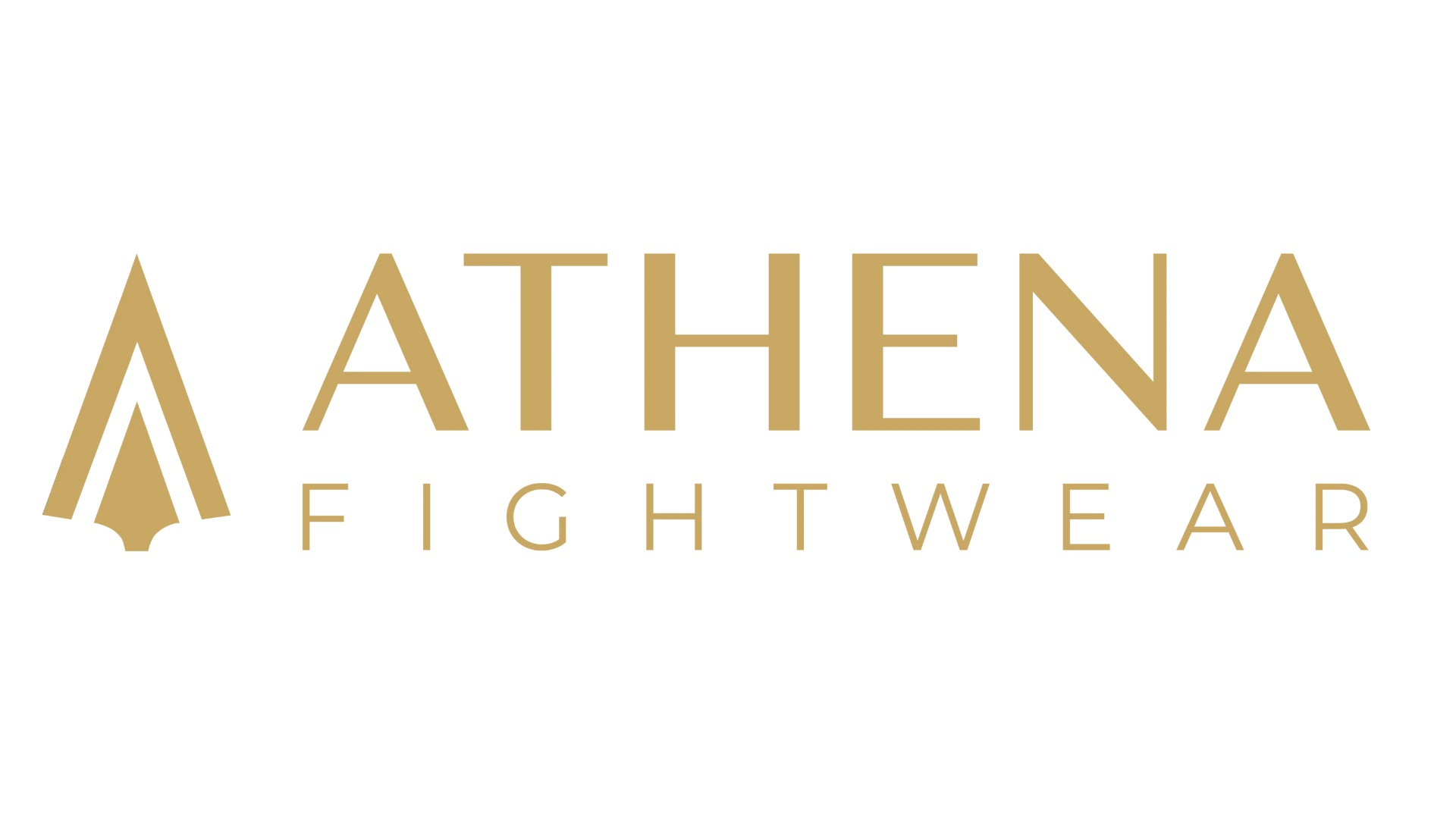 Goudkleurig logo van Athena Fightwear met gestileerde speerpunt en strakke typografie op een witte achtergrond.