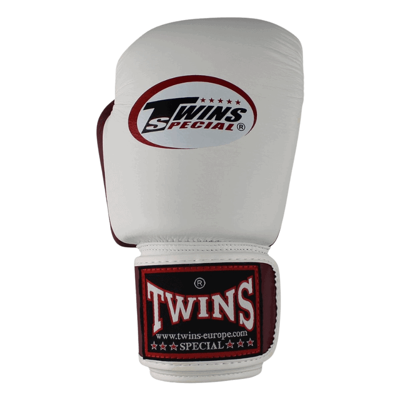 Witte Twins Special bokshandschoen BGVL 3 met bordeauxrode details en logo.