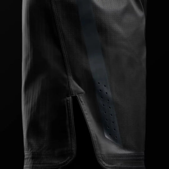 Hayabusa MMA Shorts Mid-Thigh Core Zwart
