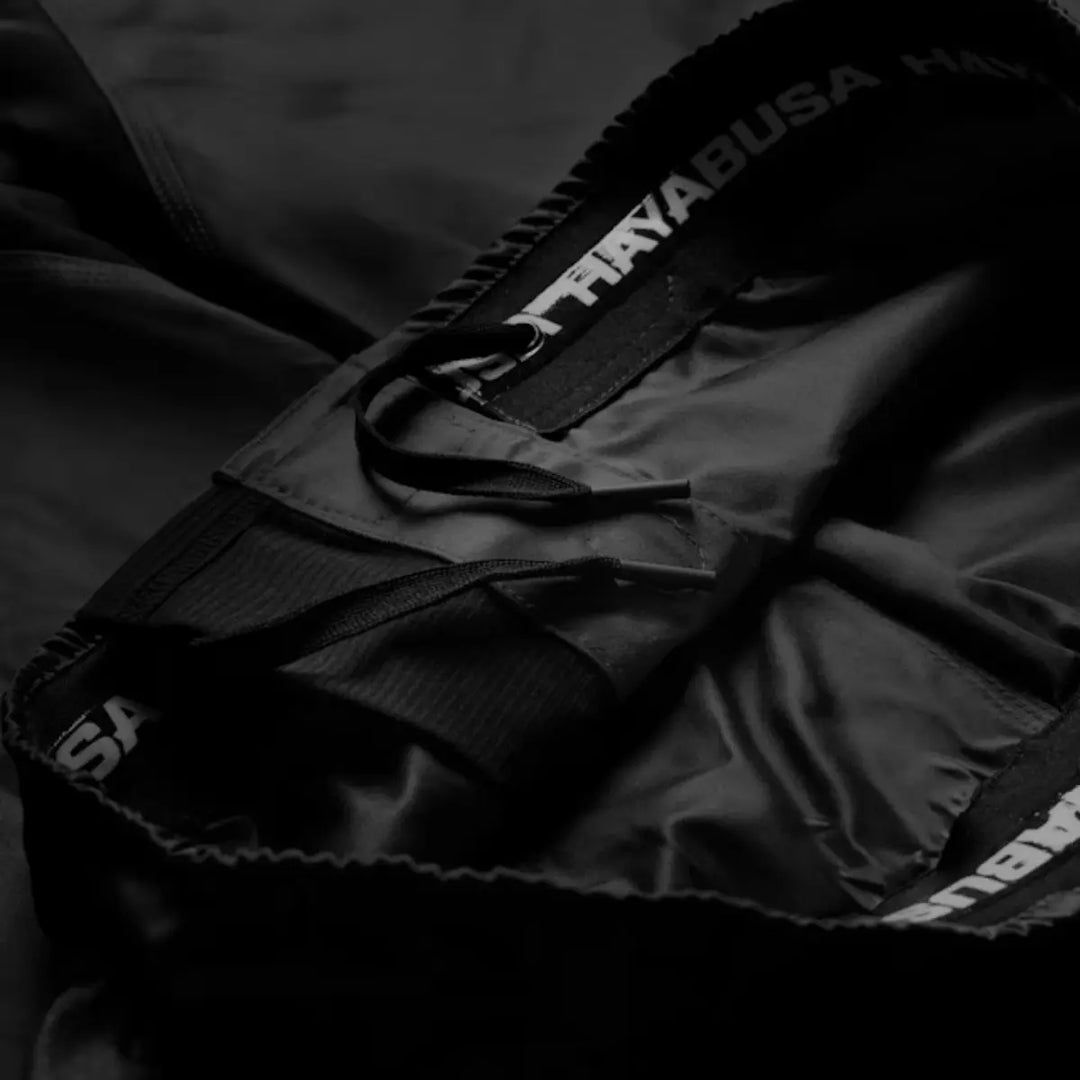 Hayabusa MMA Shorts Mid-Thigh Core Zwart