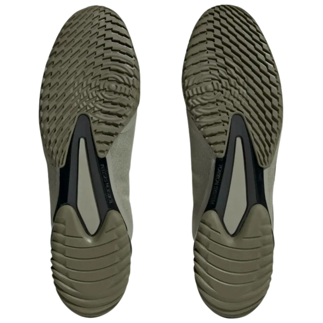 Onderkant van Adidas boksschoenen met profiel zool voor optimale grip in de ring