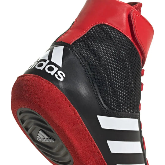Detail van de Adidas Worstelschoenen Combat Speed 5 Rood met ademend mesh en verstevigde hiel voor extra stabiliteit en grip tijdens worsteltraining.