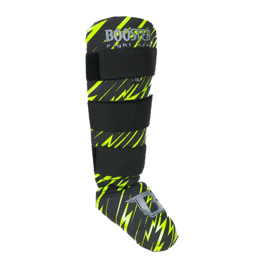 Zwarte scheen- en wreefbescherming van Booster Fight Gear met felle neon bliksemprint, ideaal voor jeugdige kickboksers.










