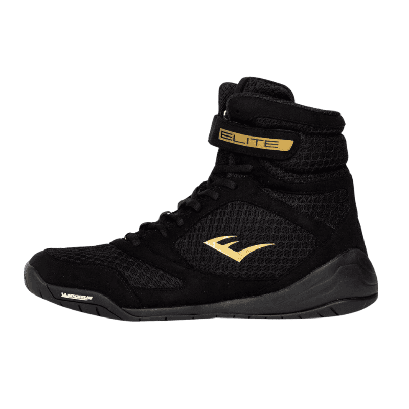 Zijkant van een zwarte Everlast Elite 2 boksschoen, met het iconische Everlast-logo in het goud en een hoog enkelprofiel voor extra ondersteuning tijdens intensieve trainingen.