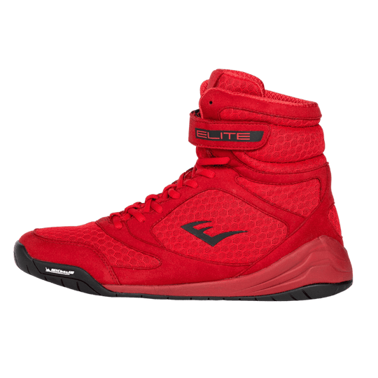 Zijkant van een rode Elite 2 boksschoen, met het Everlast-logo en een hoge enkelsteun voor maximale ondersteuning en bescherming tijdens intensieve trainingen.