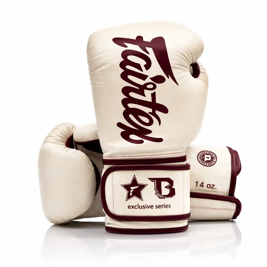 Fairtex bokshandschoenen in crème kleur 14 oz uit de exclusive series