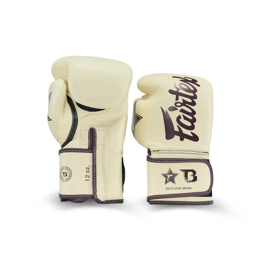 Fairtex bokshandschoenen crème met stevige padding en klittenbandsluiting