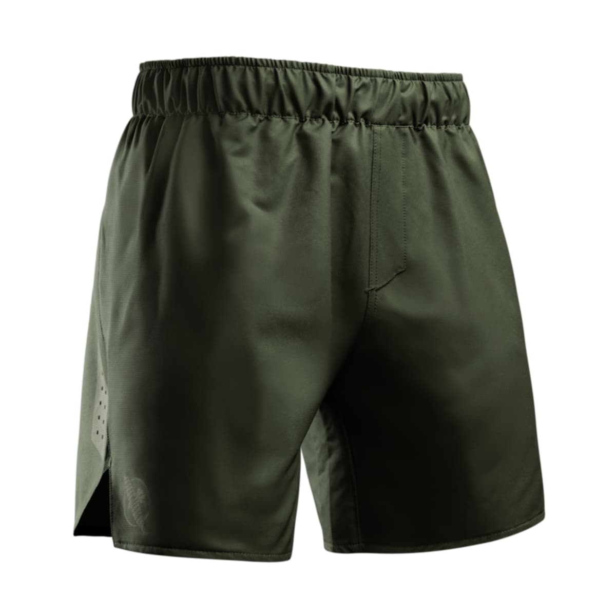 Hayabusa Grappling Shorts Core Groen voorzijde met elastische tailleband en ruime pijpen, ontworpen voor optimale bewegingsvrijheid tijdens grappling en training.