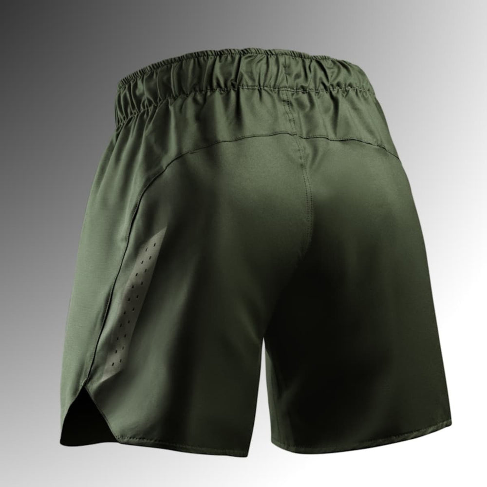 Achterzijde van de Hayabusa Grappling Shorts Core Groen met gladde afwerking en elastische tailleband voor een comfortabele en stabiele pasvorm.