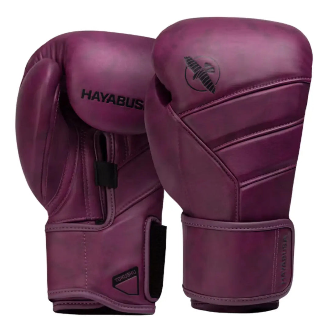 Hayabusa T3 LX bokshandschoenen in wijnrode kleur, gemaakt van hoogwaardig leer met ergonomisch design voor optimale bescherming en comfort.