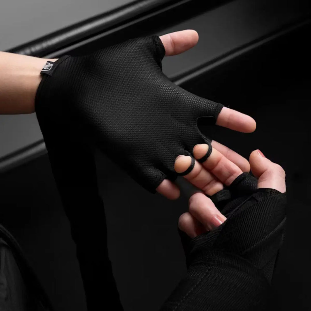 Hayabusa Elite Quick Wraps in zwart, comfortabele en stevige bokswikkels met klittenband