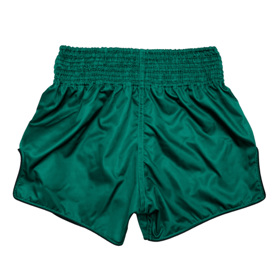 Groene Fairtex Muay Thai-kickboksshort met elastische tailleband en subtiele glans.