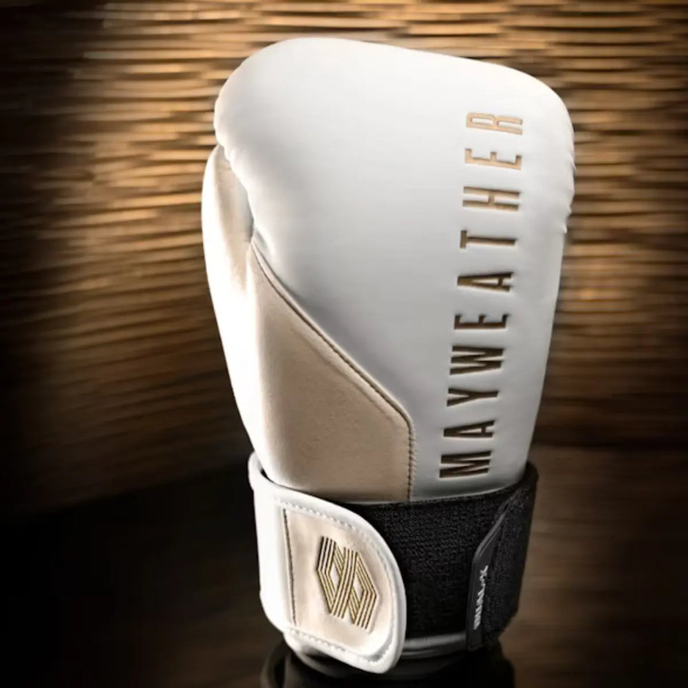 Hayabusa Bokshandschoenen Mayweather Champ Wit/Goud