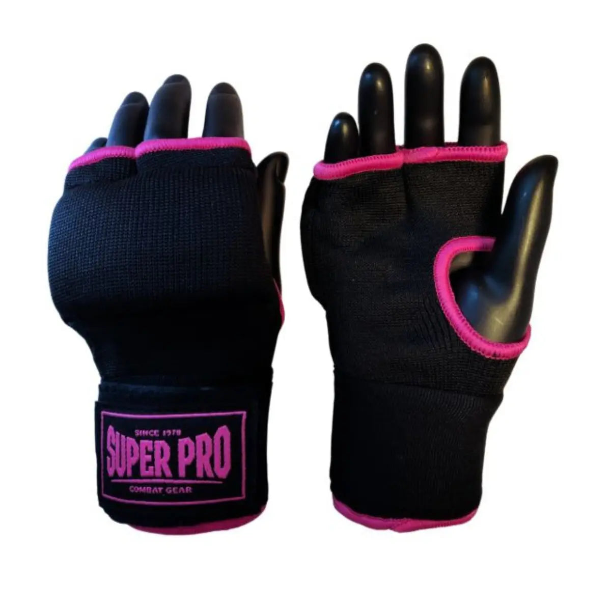 Zwarte Super Pro binnenhandschoenen met roze randen, voor- en achterkant getoond op zwarte mannequinhanden.