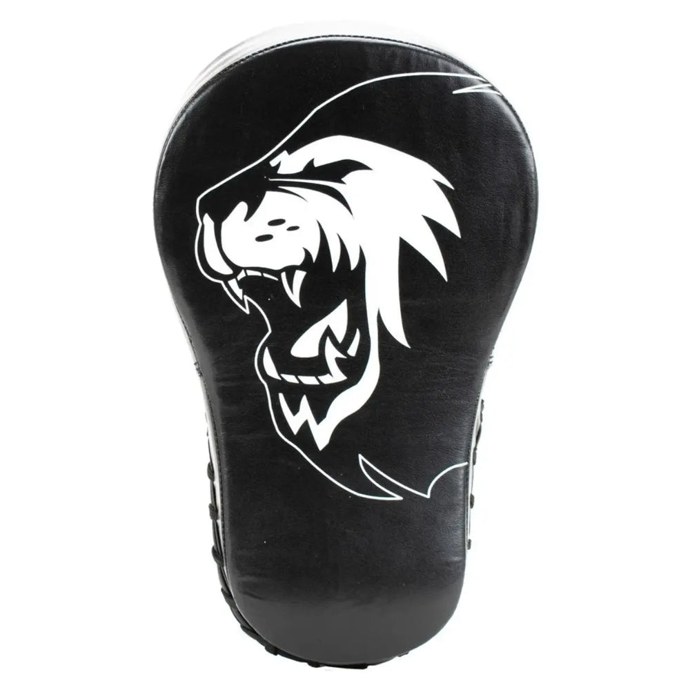 Voorkant van de zwarte Super Pro handmitt met wit leeuwenkopdesign, gemaakt voor bokstraining en precisieslagen.