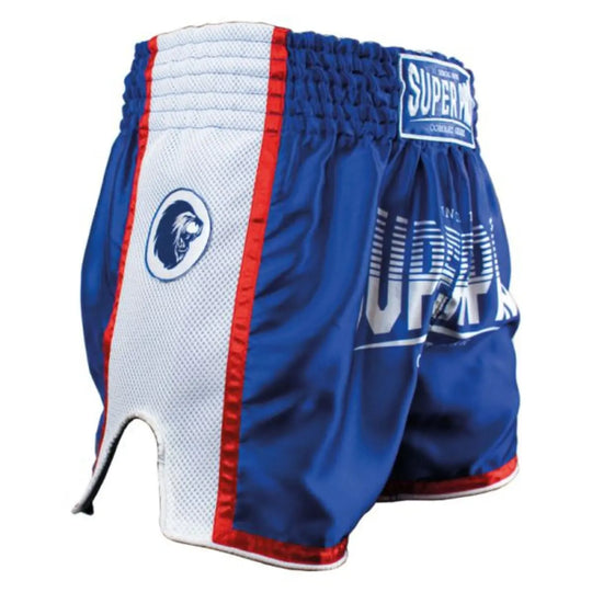 Super Pro kickboks broekje Stripes in blauw met witte mesh zijkant, rode bies en leeuwlogo, zij-achteraanzicht.