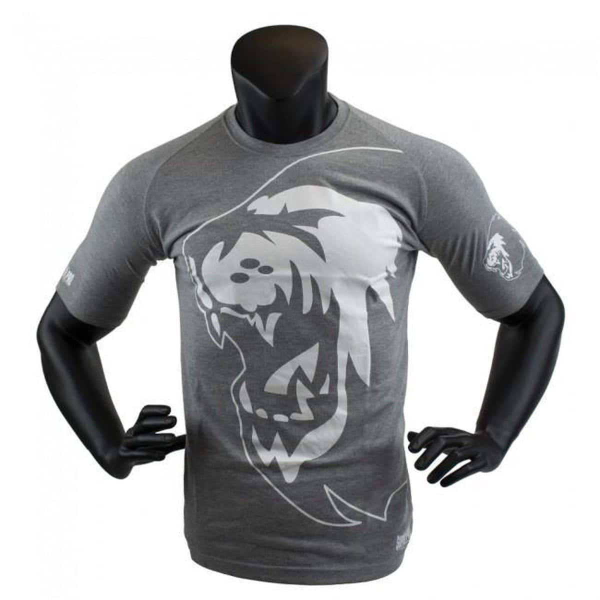 Grijs sportshirt met een grote witte leeuwenkop op de voorkant en het Super Pro logo op de mouw.








