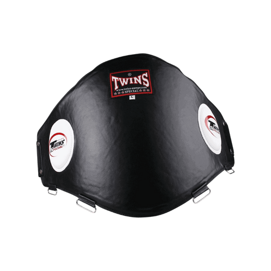 Voorzijde van de Twins buikbeschermer, toont het grote oppervlak van de beschermende padding, ideaal voor het absorberen van stoten.