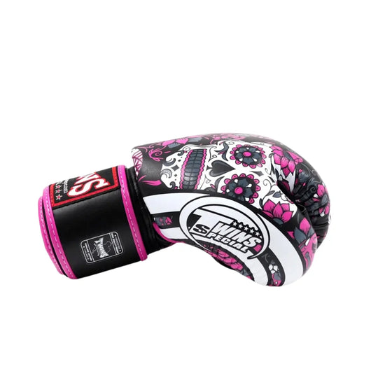 Twins bokshandschoen zwart roze Sugar Skull design zijaanzicht voor boksen en kickboksen