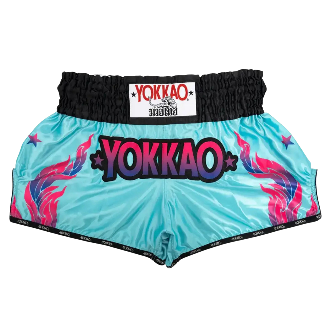 Voorkant van de YOKKAO The Flame Tiffany kickboks broekje met elastische heup steun. 