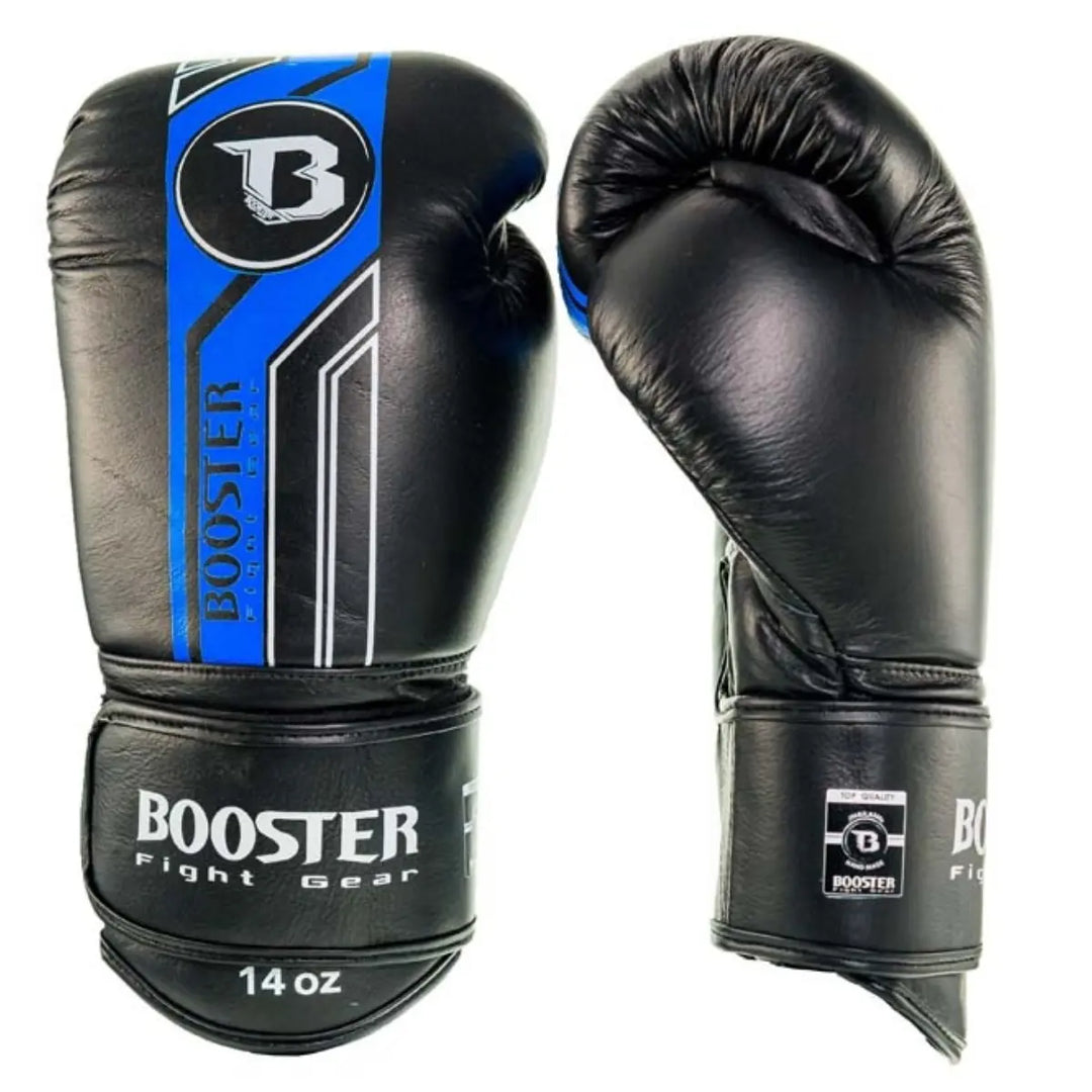Booster BGL V9 bokshandschoenen van premium leer, zwart met een verticale blauwe streep en witte details. De maat is 14oz. Getoond: voor- en binnenzijde van het paar.

