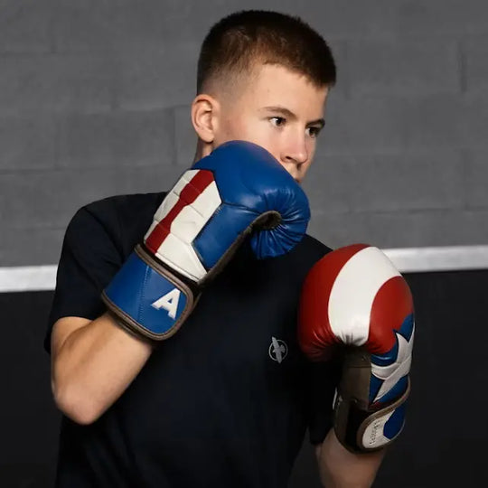 Hayabusa Boxing Gloves Marvel Captain America (Sam Wilson)