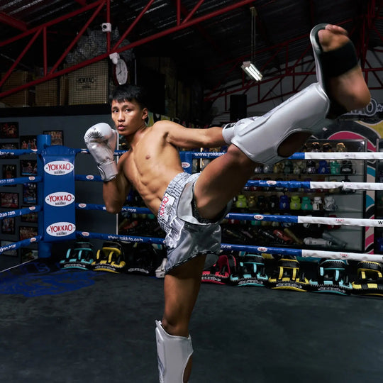 Yokkao Kickboks Broekje The Flame Zilver