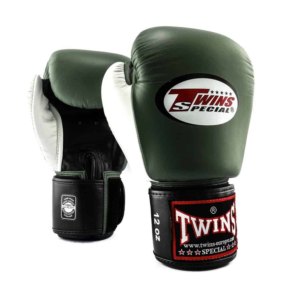 Twins Kickboxing Set BGVL 4 Green