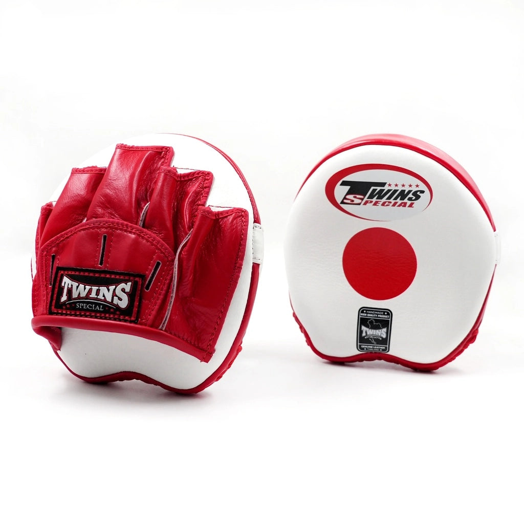 Twins Special focus mitts rood wit voor bokstraining en padwerk