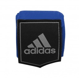 Blauwe boksbandages van Adidas met zwart Adidas-logo op de sluitingen.