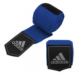 Blauwe boksbandages van Adidas gerold met een zichtbaar Adidas-logo op het klittenband