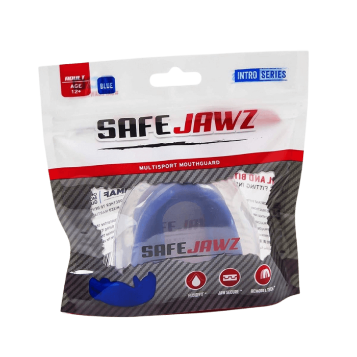 Verpakking van SafeJawz mondbeschermer in de Intro Series, zichtbaar door het transparante venster van de verpakking, in de kleur blauw.